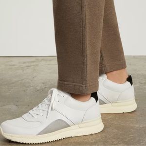 Everlane The Trainer